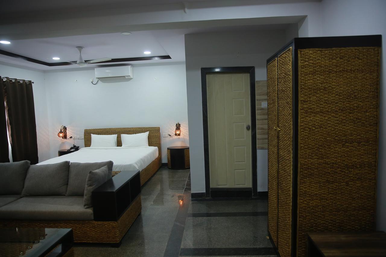 Lokis Forest Inn Hyderabad Exterior photo